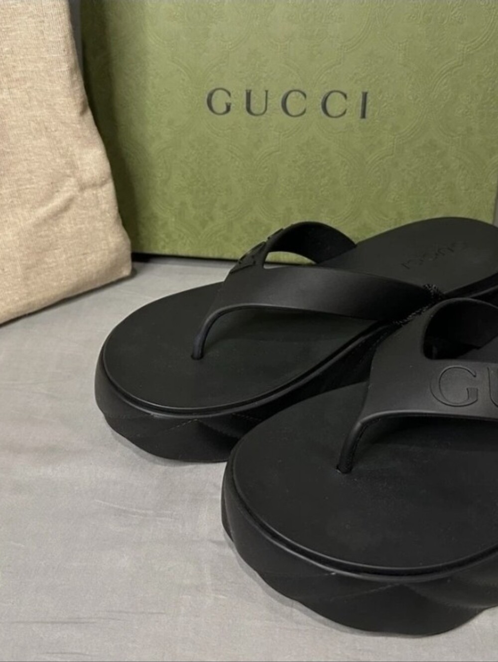 GucciBlack Embossed Rubber Logo Platform Thong Sandals Size 7.5/37